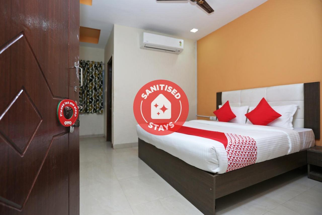 Oyo 14354 Amar Marriage Palace Hotel Dharmpura Esterno foto