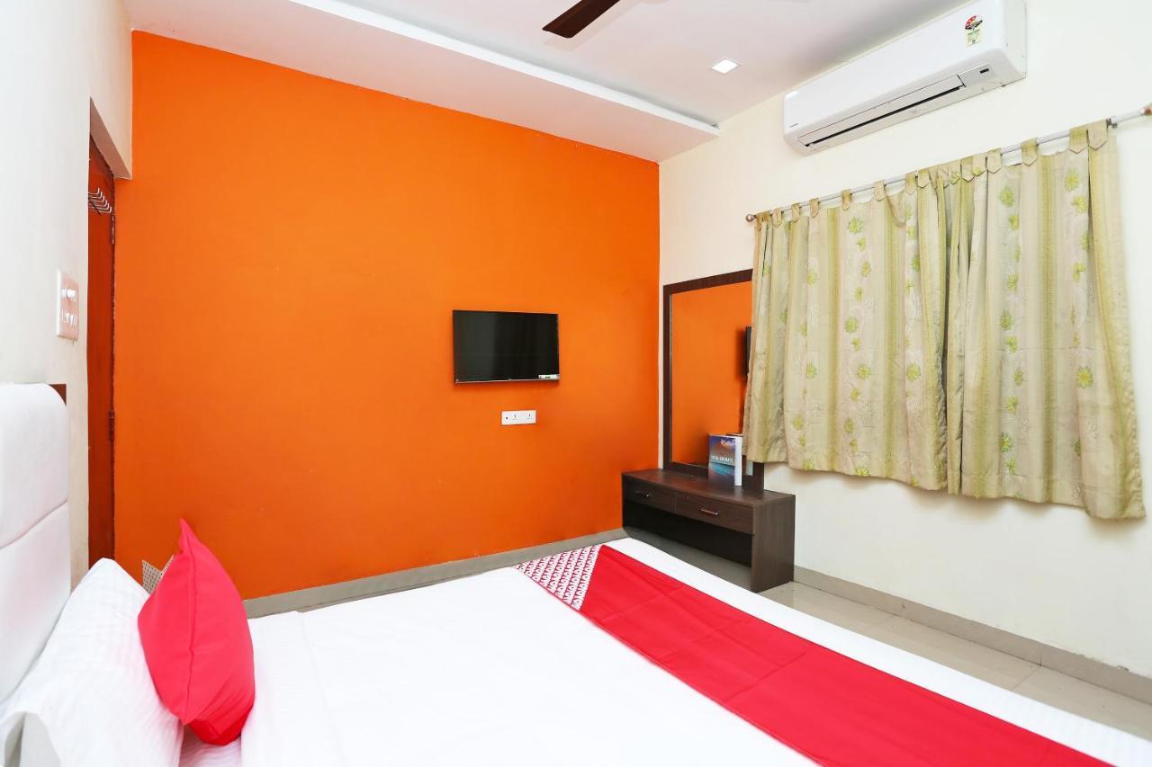 Oyo 14354 Amar Marriage Palace Hotel Dharmpura Esterno foto