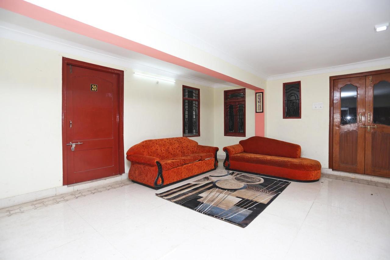 Oyo 14354 Amar Marriage Palace Hotel Dharmpura Esterno foto